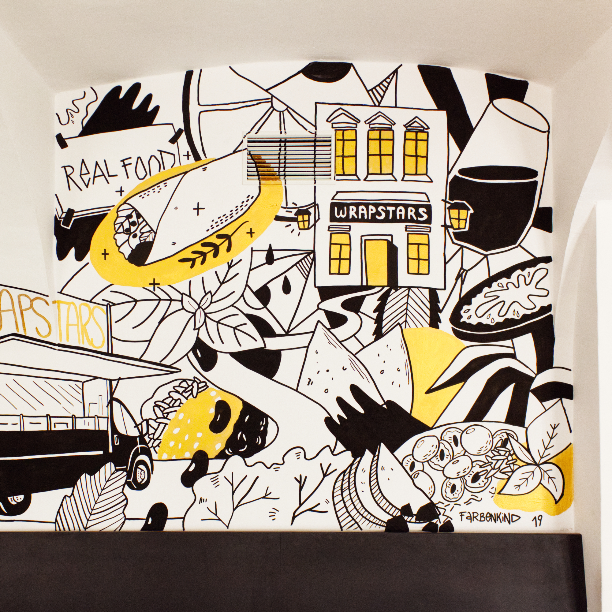Petra-Hollaender-Wrapstars-Mural-06
