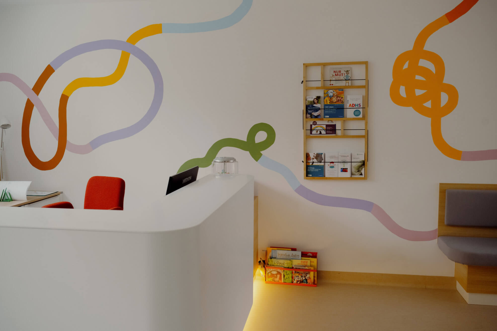 Petra-Hollander-Kinder-und-Jugendpsychiatrie-St-Poelten-Branding-Illustration-Graphic-Design-Mural-Wien-Vienna-05